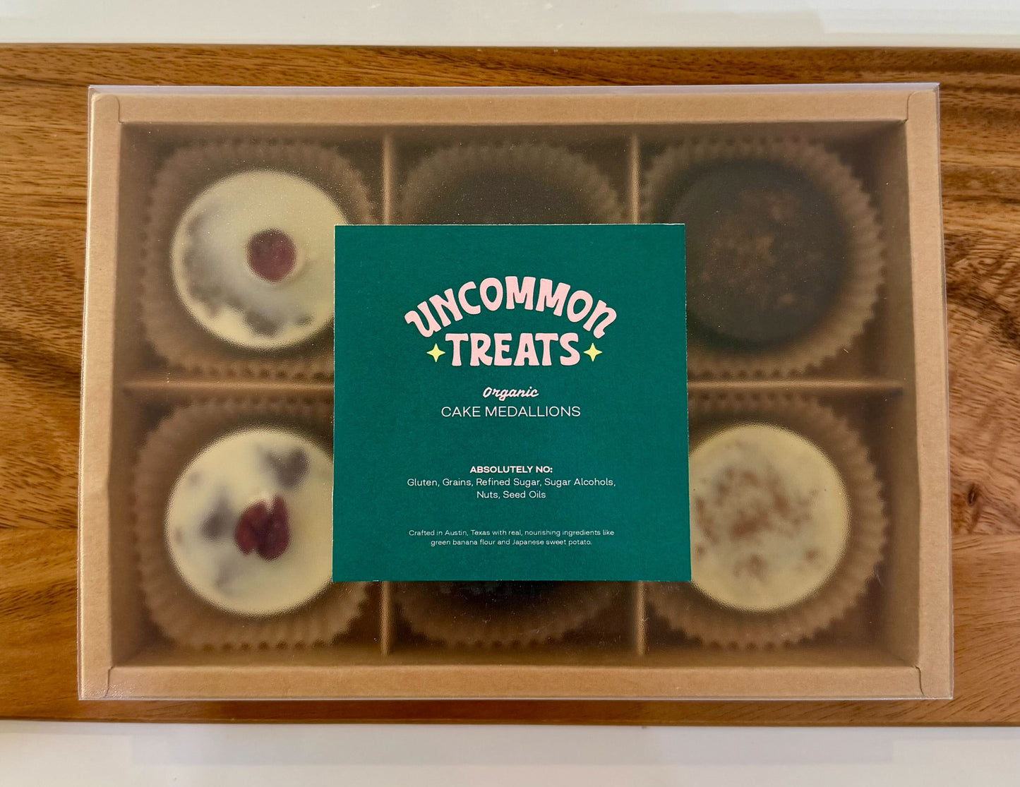 Mixed Cake Medallion Gift Box